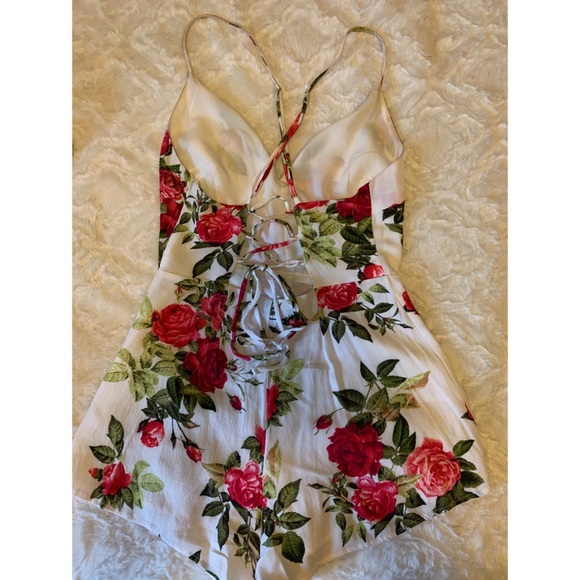 F21 Floral Romper - Picture 3 of 3